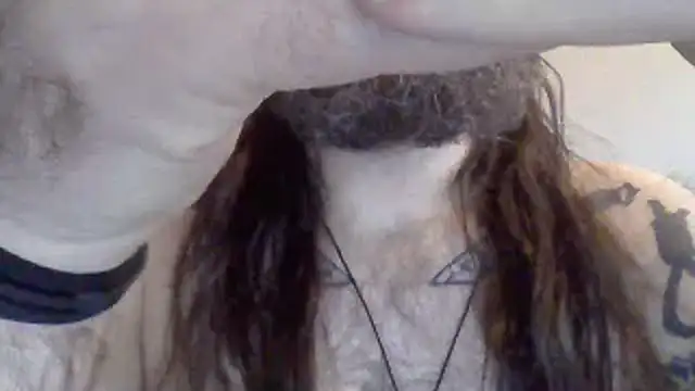 Snapshot of Thrillhouse chatting on 17, 1, 2025 Thrillhouse online show from 17, 1, 2025