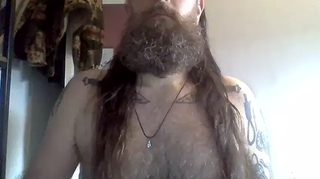 Snapshot of Thrillhouse chatting on 14, 3, 2025 Thrillhouse online show from 14, 3, 2025