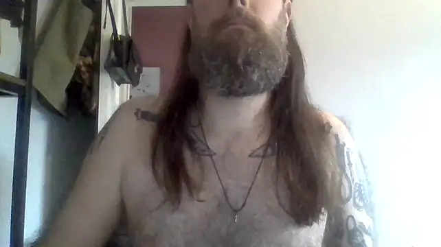 Snapshot of Thrillhouse chatting on 12, 10, 2025 Thrillhouse online show from 12, 10, 2025