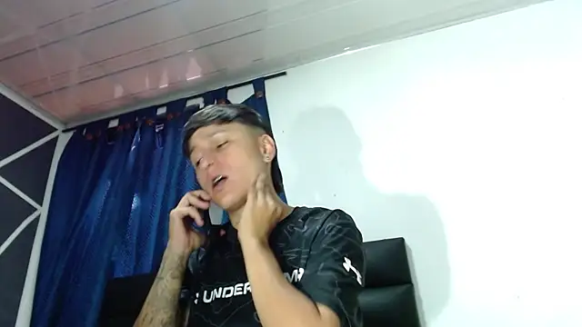 Snapshot of Tamarahryan chatting on 7, 10, 2025 Tamarahryan online show from 7, 10, 2025