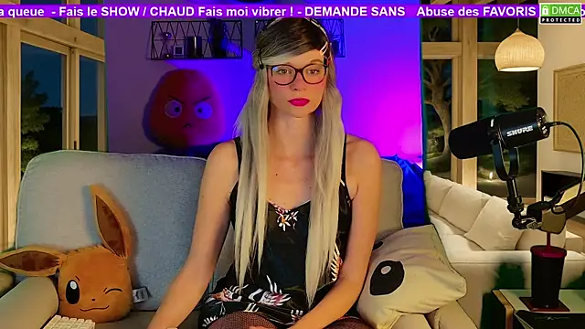 Snapshot of Kittychatte chatting on 10, 11, 2025 Kittychatte online show from 10, 11, 2025