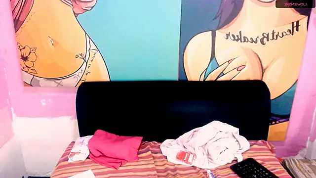 Snapshot of EroticDesiresxxx chatting on 12, 11, 2025 EroticDesiresxxx online show from 12, 11, 2025