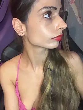 LaPetitechienne1 online show from 11, 12, 2024