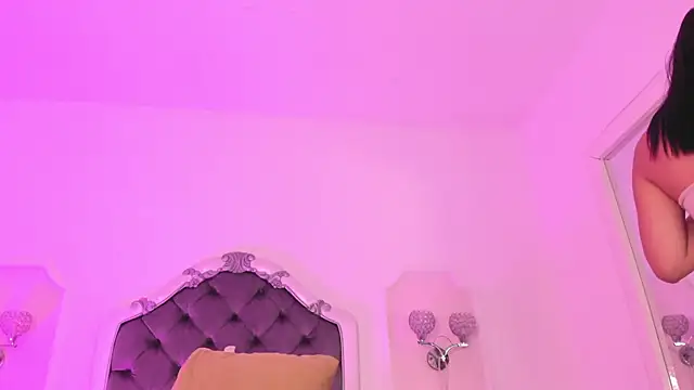  brenda becker online show from 18, 3, 2026