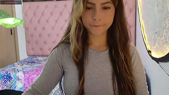 soft doll small123 online show from 27, 12, 2024