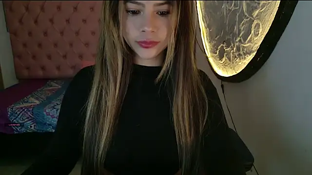 soft doll small123 online show from 22, 1, 2025