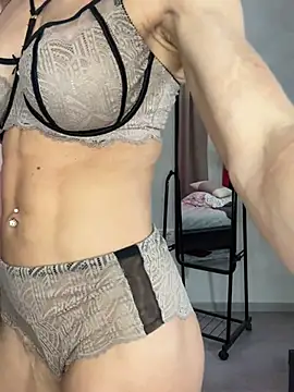 Milf Tea online show from 26, 2, 2025