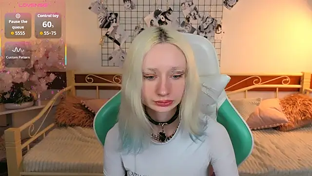 Katia Kim online show from 10, 3, 2026