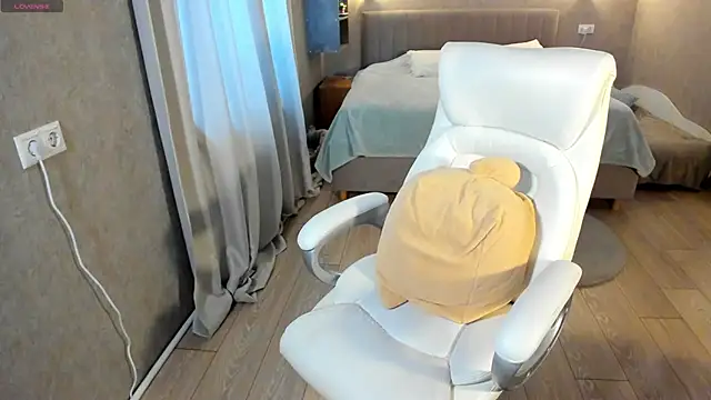 Snapshot of Your_Wet_Desire chatting on 26, 2, 2026 Your Wet Desire online show from 26, 2, 2026