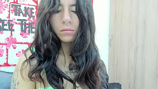 Mhelanny2 online show from 23, 2, 2025