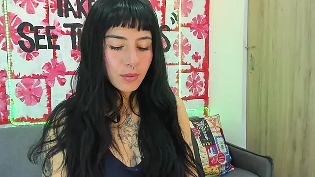 Mhelanny2 online show from 20, 3, 2025