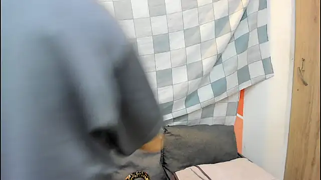 Mhelanny2 online show from 17, 11, 2025