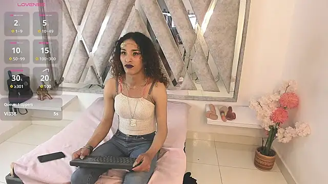 StefanyMiler online show from 16, 12, 2024