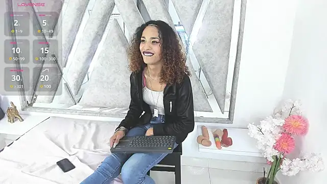 StefanyMiler online show from 16, 12, 2024