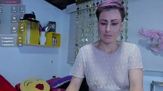 yasmin goldenst online show from 16, 1, 2025