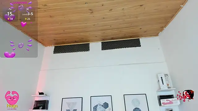 cristal  hot 1 online show from 24, 2, 2025