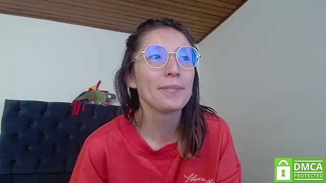 Sophi Cute online show from 12, 12, 2024