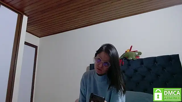 Sophi Cute online show from 13, 12, 2024