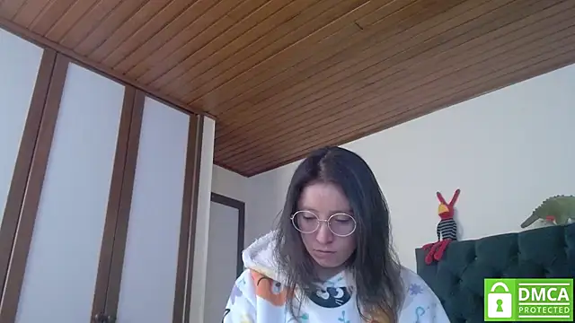 Sophi Cute online show from 15, 12, 2024