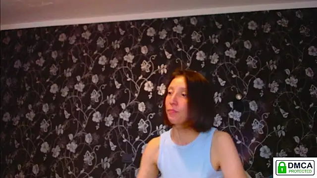 Sophi Cute online show from 12, 5, 2026