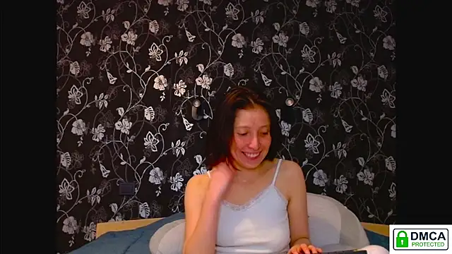 Sophi Cute online show from 18, 5, 2026