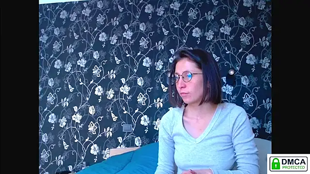 Sophi Cute online show from 23, 5, 2026