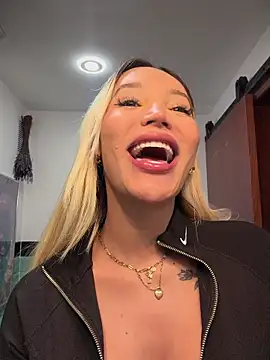  viioletweekend  online show from 25, 11, 2025