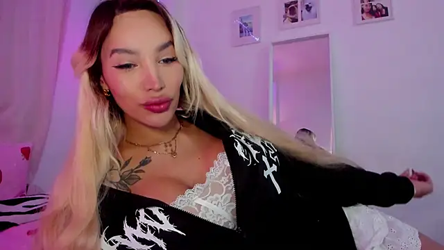  viioletweekend  online show from 4, 12, 2025