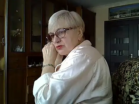 Snapshot of SweetCherry27 chatting on 27, 2, 2025 SweetCherry27 online show from 27, 2, 2025