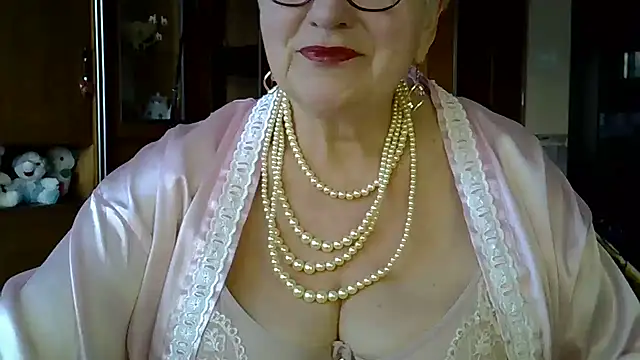 Snapshot of SweetCherry27 chatting on 9, 3, 2025 SweetCherry27 online show from 9, 3, 2025