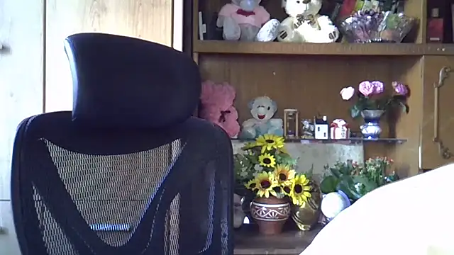 Snapshot of SweetCherry27 chatting on 17, 9, 2025 SweetCherry27 online show from 17, 9, 2025