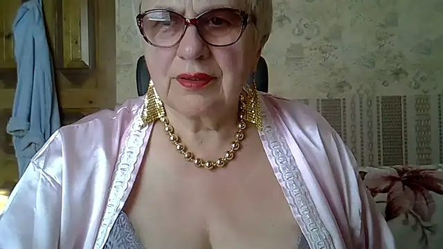 SweetCherry27 online show from 6, 5, 2026