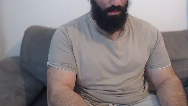 hugemachohandsome online show from 14, 5, 2026