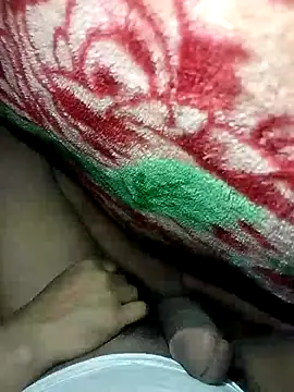 Snapshot of Village1997 chatting on 19, 11, 2025 Village1997 online show from 19, 11, 2025