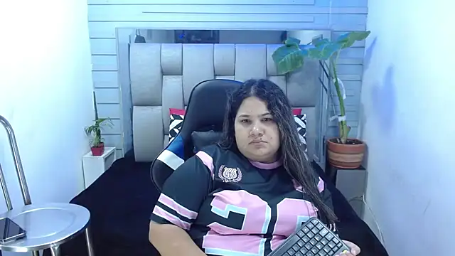 evelin zaens online show from 12, 5, 2026