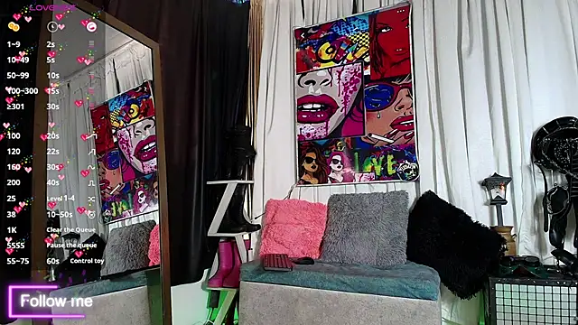 Snapshot of LatexDevil_Blondie chatting on 25, 2, 2025 LatexDevil Blondie online show from 25, 2, 2025