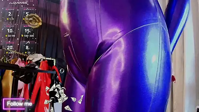 Snapshot of LatexDevil_Blondie chatting on 16, 9, 2025 LatexDevil Blondie online show from 16, 9, 2025