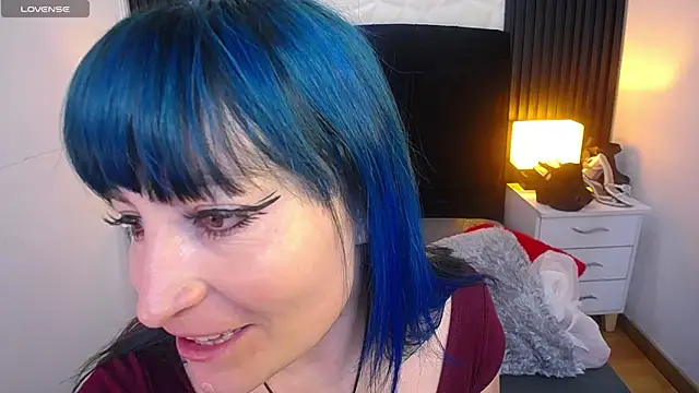 alicia moom online show from 17, 12, 2024