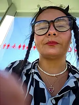 Snapshot of bellapaty chatting on 11, 9, 2025 bellapaty online show from 11, 9, 2025