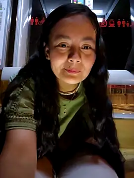 Snapshot of bellapaty chatting on 3, 10, 2025 bellapaty online show from 3, 10, 2025