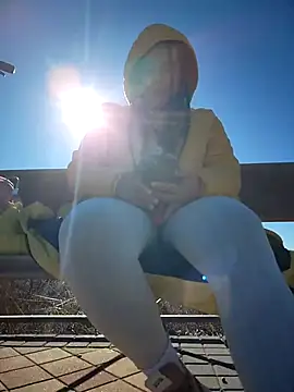 Snapshot of bellapaty chatting on 27, 11, 2025 bellapaty online show from 27, 11, 2025