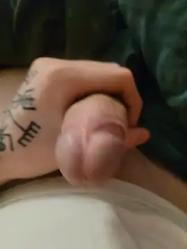 SexyGoldBoy22 online show from 4, 12, 2025