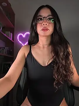 Snapshot of Naughty-Jessie chatting on 10, 5, 2026 Naughty-Jessie online show from 10, 5, 2026