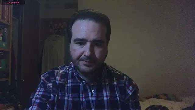 curiosillo83 online show from 3, 2, 2025