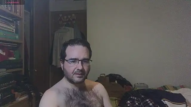 curiosillo83 online show from 5, 2, 2025