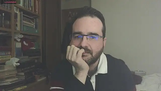 curiosillo83 online show from 15, 3, 2025