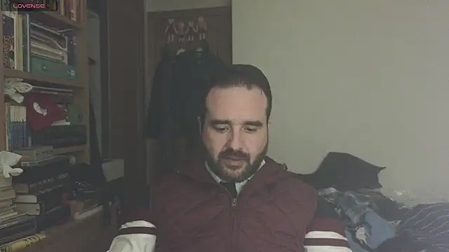 curiosillo83 online show from 22, 3, 2025