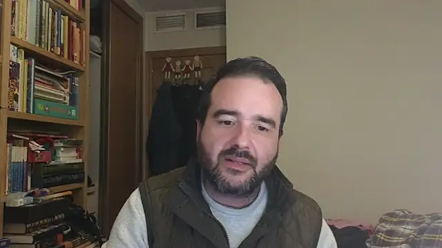 curiosillo83 online show from 27, 11, 2025