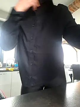 Snapshot of luxxe25 chatting on 15, 1, 2026 luxxe25 online show from 15, 1, 2026