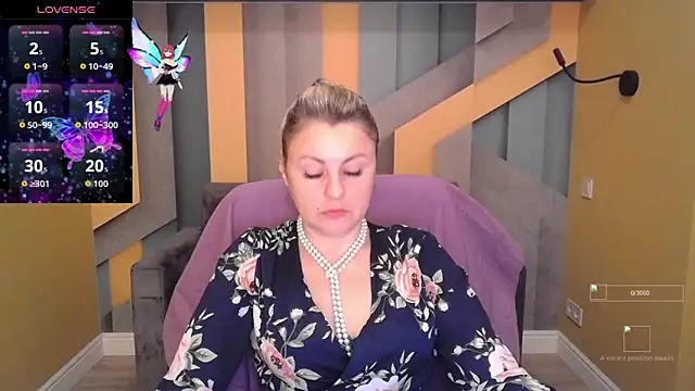 Candy Long online show from 4, 11, 2025